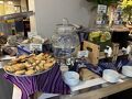 モーニングコールは7時、朝食は5時からやっているので各自好きな時間に、荷物出しは8時、出発は8時45分でした。
