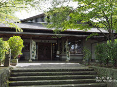 城址公園の一角には、「清明館」と呼ばれる施設があります。

