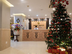 ホーティミンのホテル OSCAR SAIGON HOTELです。
大きい通りのグエン・フエ通りにあります。人民委員会庁舎や市民劇場に近いところです。
