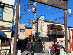 柴又帝釈天の参道をぶらぶら。