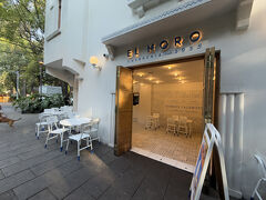 すっかり時間の余裕もできたので、近くのチュロス店へ。

これも友人情報です。このお店はチェーン店のようです。外観が可愛い。ガイドブックにもありました。
