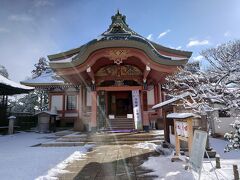 こちらは宝物殿ﾃﾞｽ♪
あ！中に入りませんﾃﾞｼﾀ…