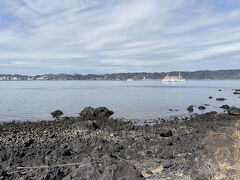 桜島の遊歩道をウォーキング。
足湯あり、ビジターセンターでは桜島について学べます。
なによりジオパーク認定されるだけあり、溶岩石ならではの自然の景観が圧巻でした。
