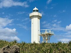 岬の灯台を登るつもりだったのですが・・