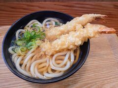 出汁が効いた関西風、久々に食べました(^^)

名古屋では中々食べることができない味…w

次は金閣寺へ向かうのですが、東山エリアから歩ける距離じゃないし、路線バスは混雑しているから、タクシー課金します(-.-;)