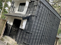 八百富神社の蔵