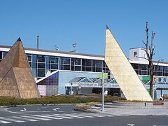 昨日に引き続き今日も風が強く寒かったです。
自転車を返却して、18きっぷでのんびり帰宅しました。
掛川楽しかった～。