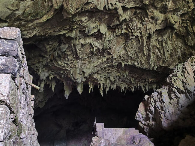 ２億３千５百万年～１億４千３百万年の地層か、見られてよかった。