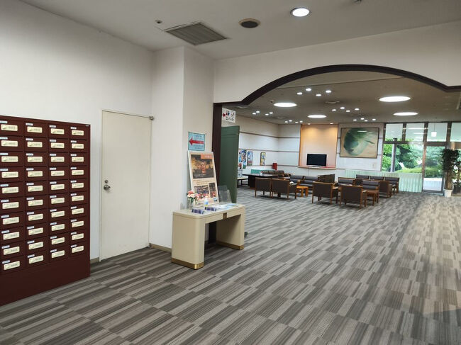 なんかフロントからしてゴルフ場臭がただよう。