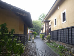 栗の小径

高井鴻山記念館