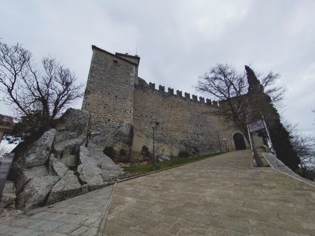 第１の砦グアイタ塔。