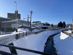 昨日松木平まで往復した弘南鉄道大鰐線ですが、やはり廃止の件が気になったので大鰐まで往復することにします。東北maasがエラーにならずに使えていればここで1000円近い出費もしなくて済むのですが、次にどこかにマイルで青森を引き当てる可能性はわからない以上、仕方ないです。