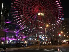 自転車で横浜に到着して、友達と2時間くらい飲んだあと、友達と相席屋行く流れになって3回転くらいして1組の女の子たちと仲良くなり、出た後飲もうみたいに誘う。

しかし、もう少しここで飲みたいと言われたので、友達と相席屋を出て、女の子待つがてらにもう1軒飲みに行く。

その女の子達から「そろそろお店出るから飲んでる店行くね～」とLINEが来て待っているが実際に来たら「ごめんもう1人の子帰っちゃった」と言って2人のうちの1人しかこなかった。

3人で1時間ないくらい飲んでると、いきなり全く知らない男が席のほうに来て、一緒に飲んでた女の子に対して「おい、帰るぞ」と言って女の子を連れ去っていった。たぶん彼氏。

最低な結末で腹が立ち、もう終電も終わっていたのでとりあえず飲む。
「なんださっきの男は、そもそも女もなんなんだ」と2人で腹を立てる。

2人で酔っぱらってその女の子が居酒屋に置いていった1000円をクシャクシャにしてしまい、
店員に「そんなお札使えないです」と言われ店を出る。