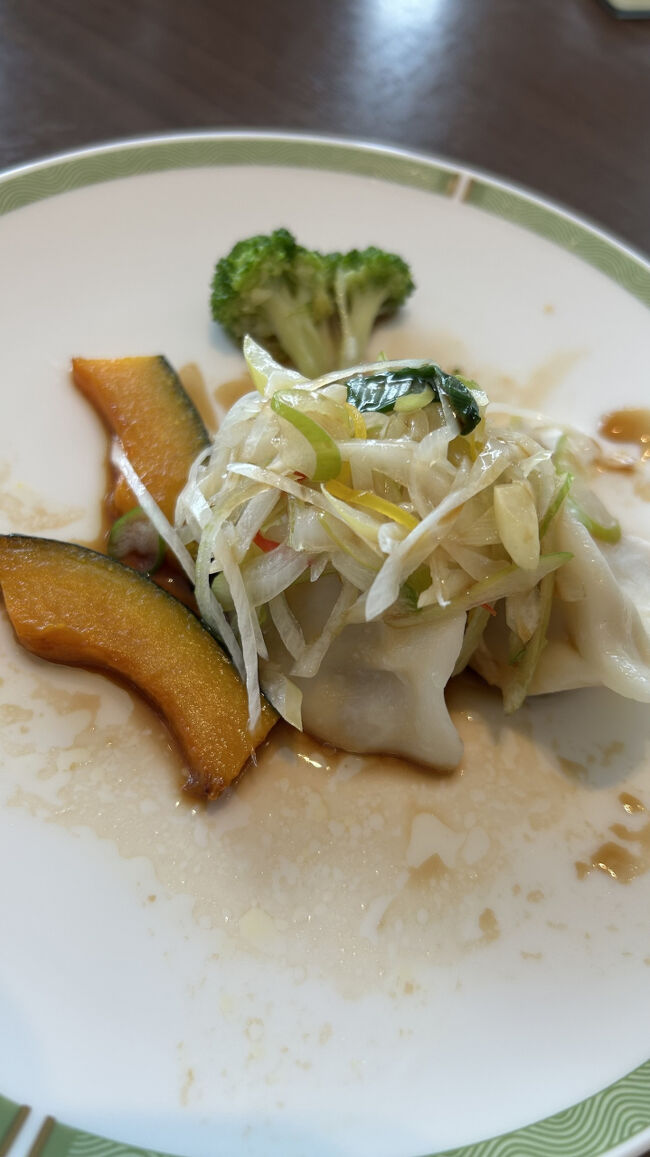 本日のお料理・・・って何だったか忘れましたが、全部美味しいです(^^♪