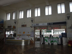 以前の台中駅を思い出す。あの駅の按摩コーナーはどこに行ったのだろう。
潮州鎮は昨年無かったところにできていて、早速施術してもらった。バツグンの技の人でした。あの町のお気に入りがまた二つ増えた。