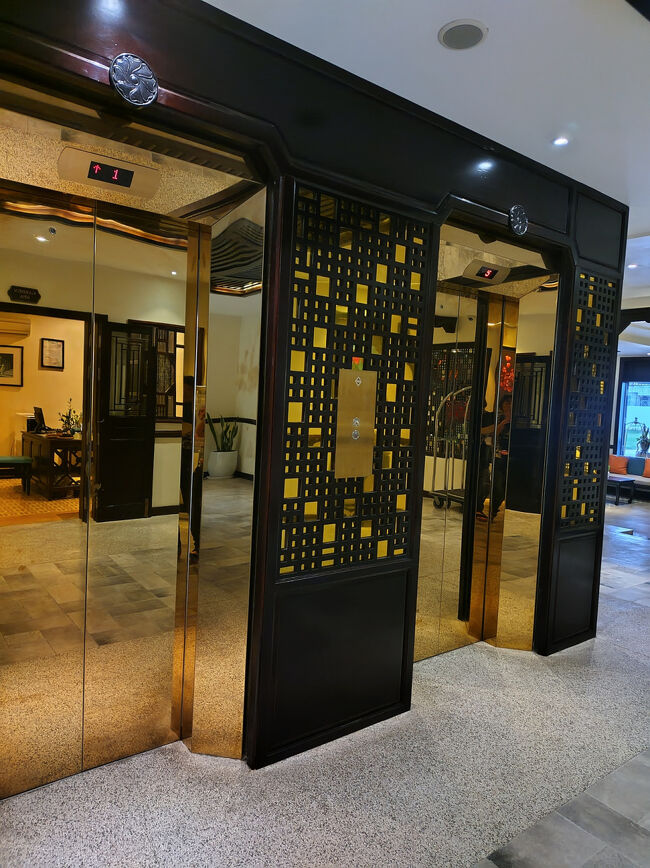 エレベーターは６階までしかないので、すぐ来ます