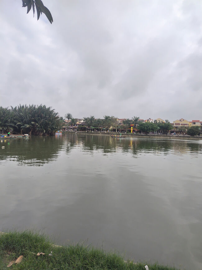 ホテルで休憩の後、ホイアン旧市街にやってきました