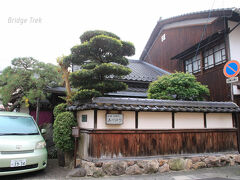 【あけぼの旅館】

津山で最も古い旅館とのこと。こちらに泊まりました。
【登録有形文化財】