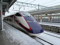 １０時０６分山形駅に到着 周りにいたインバウンドの観光客もほとんど下車しました