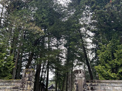二荒山神社へ向かう途中　寄り道して田母沢御用邸をちらりと覗く。
皇室の方もお泊りになった部屋が見られるのだが、時間の都合で神社へ。