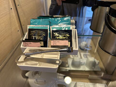 本日は７階のスーペリアツインです。紅茶がTWGだったり。でもお菓子やおつまみとかが無くなったなあ。