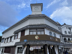 下田駅前に降りてきました

下田時計台フロントはお土産屋さん