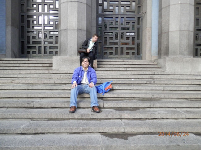 ストックホルム・コンサートホール<br />この階段は私にとっては思い出の場所<br />ここに座って、さくらんぼを食べながら、他の日本人と情報交換をした。