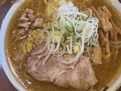 こってりしたラーメン食べて帰ります。
リフレッシュしてまた仕事頑張るぞー。

ではでは。