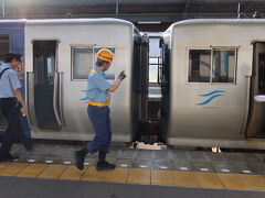 宇多津駅の様子。