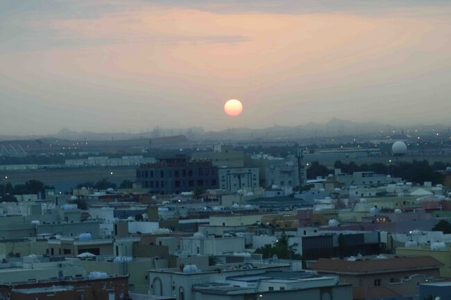 翌朝、陽が昇ります