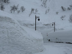 三月ですが雪すごい！