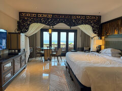 AYANAリゾート＆BALI

オーシャンビュールームを予約しました。
（到着は夜だったので、朝撮影しています）

