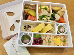 今年もお花見弁当持って花見に行きたいな。

なだ万厨房の季節御膳「花の便り」(3,456円)
（2025年3月15日撮影）