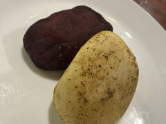 4日目最終日です。
昨日買ったカムジャパンとコグマパン！
カムジャパンはダントツでメガコーヒーの方がおいしいです。