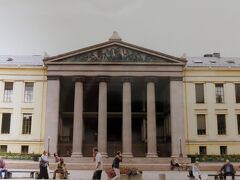 オスロ大学　アウラ講堂