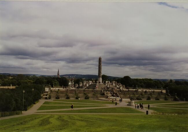 「モノリスの台地」