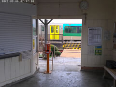 上総亀山駅