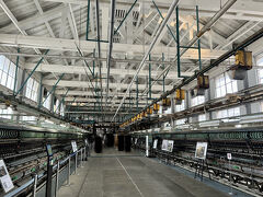 操糸場
順序①のVTRを見ておくと、作業のイメージが湧いていいと思います。

土曜の午前中で、自分のペースで展示物を観れるぐらいの混み具合でした。
外国人はいませんでした。

駐車場は地域の方の空き地を利用したようなところが周りに点在していました。(100～300円ぐらい)