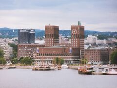 スカンジナビアンシーウェイズからの眺め
オスロ市庁舎