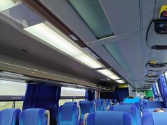日曜10：40発。乗客はファミリーとカップルと私達の3組のみ。東京ドイツ村などを経由し、亀田病院へは12:38到着。