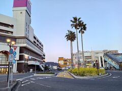 一人でレストランも面倒なので安房鴨川駅前イオンへ