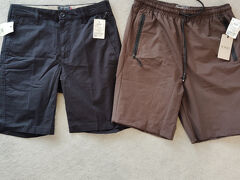 子どもたち用に

右　$10.99
左　$12.99