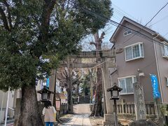 中目黒八幡神社鳥居