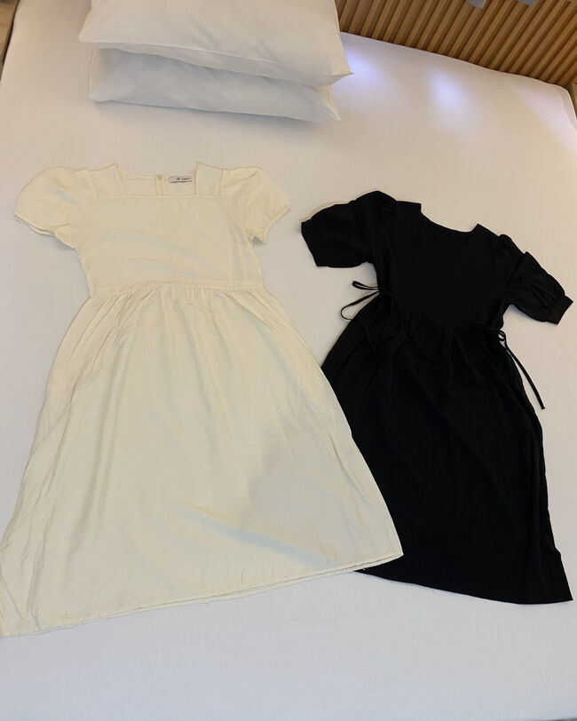 美味しく食べた後は、今日買ったものの撮影会笑<br /><br />MBKで買った200バーツのワンピース。<br />持って帰って改めて見ると、やっぱり可愛い！笑<br />早速明日着ようかな。