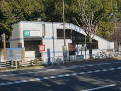 ●JR/越中島駅

この駅は、JR/京葉線が全線開通した、1990年に営業を開始しました。
この「越中」と富山の旧国名の「越中」は、何も関係ないようです。