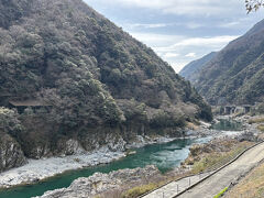 道の駅かと思ったら
「RiverStation West West」というショッピングモール
大歩危の素晴らしい景色が見られます