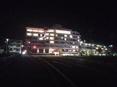 伊豆縦貫自動車道が真っ暗で…
夜に到着するのはちょっとどころか、かなり怖かったです。
