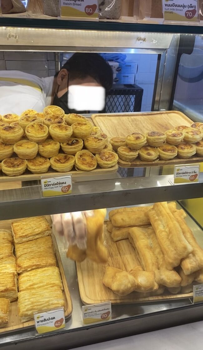 なのでもちろん2つ買いますが、ひとつがめちゃくちゃ大きい！笑　2つも食べ切れるのか早くも不安に笑