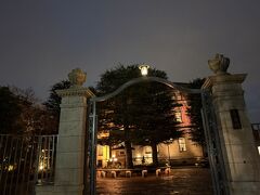 長楽館も夜ライトアップされて綺麗ですね。