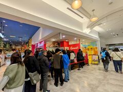レナーズ 横浜ワールドポーターズ店